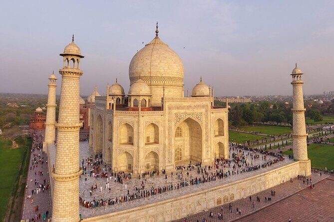 Full Day Tour of Taj Mahal and Agra Fort from Delhi - 6:00 AM Pickup and the Drive on Yamuna Express Highway