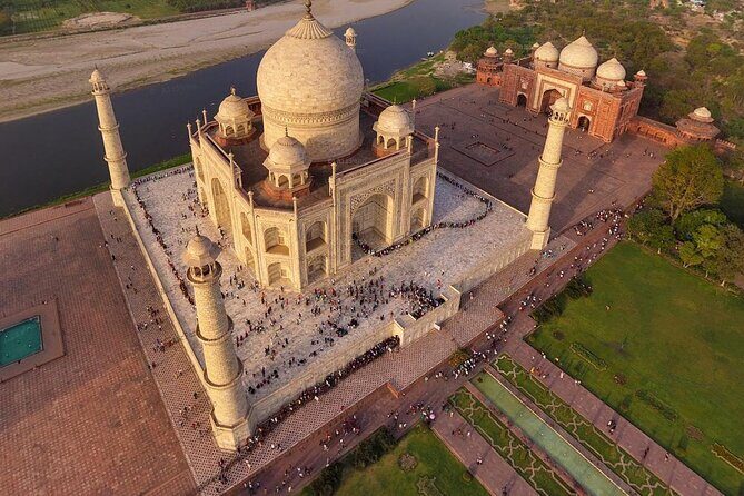 Full Day Tour of Taj Mahal and Agra Fort from Delhi - The Guide and Driver Factor: What Makes It Feel Smooth