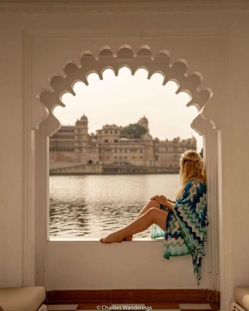 Fullday pushkar tour from jaipur with guid+camel/jeep safari - Brahma Temple in the morning: why early matters