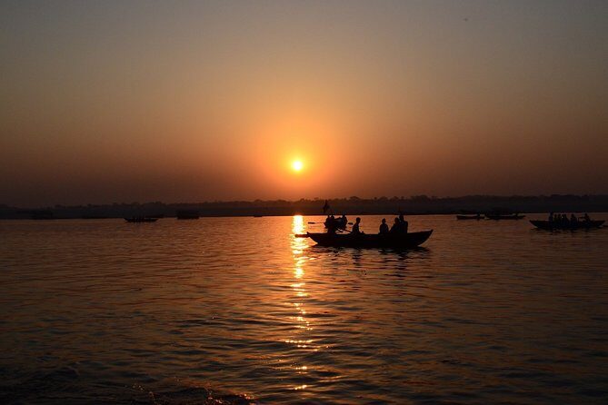 Ganges Tour - Day 5: Fatehpur Sikri, Akbar’s former capital, then Agra check-in