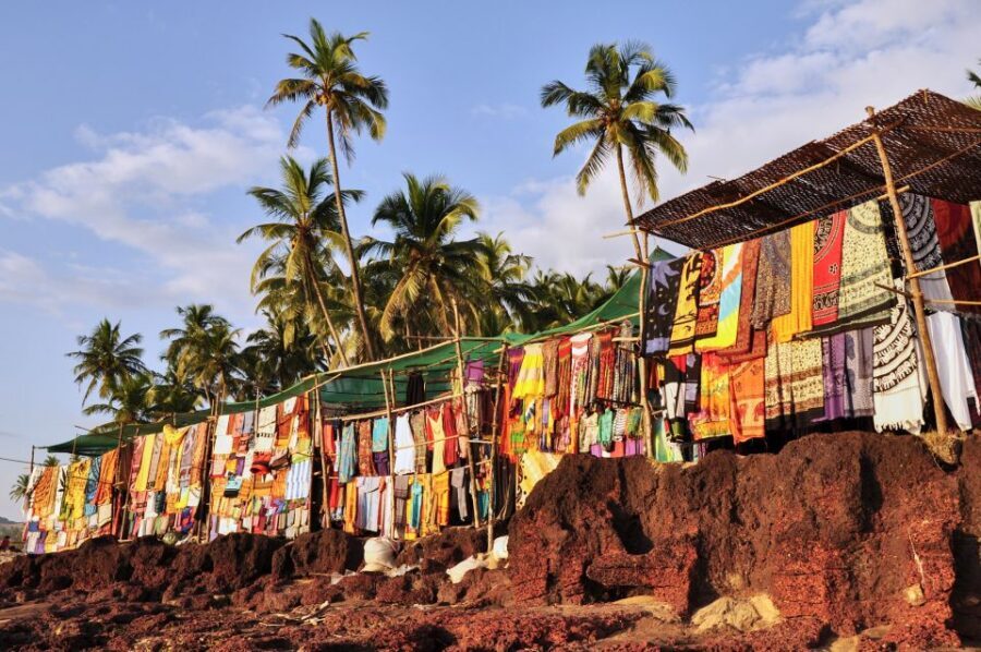 Goa: Beautiful Goa Beach Tour - Anjuna Beach and the Wednesday Flea Market: bargain energy with cultural texture