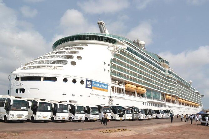 Goa guided Tour - Pick up from Pier - Fontainhas: the colorful Latin quarter walk you’ll remember