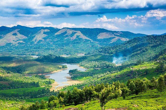 God's Own Country - KERALA (8 Days private trip) - What This Private Kerala Route Really Gives You (Kochi to Houseboat)