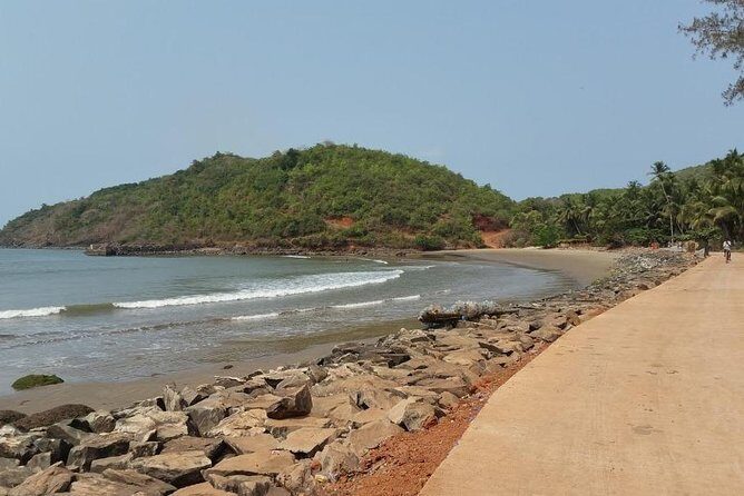 Gokarna Beach Trek - Day 1: Western Ghats views, Belkan beach lunch, and Paradise on foot