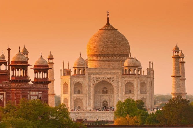Golden Triangle Agra Jaipur with Lalit Private Drivers India - Jaipur Day 5 really hits: forts, palaces, and Jantar Mantar in one sweep