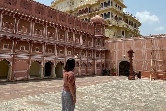 Golden Triangle Tour 3 Days - Flexible Itinerary with Local Guide - Delhi Day 1: Chandni Chowk, Jama Masjid, and the rickshaw reality check