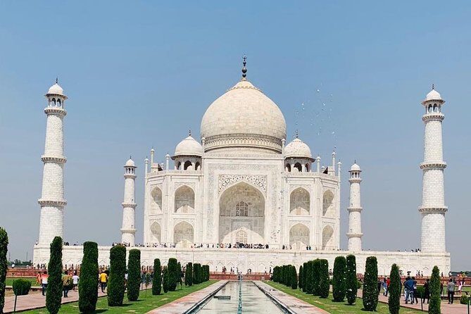Golden Triangle Tour 4 Days : Private and all inclusive - Day 1 in Delhi: India Gate to Mughal Masterpieces