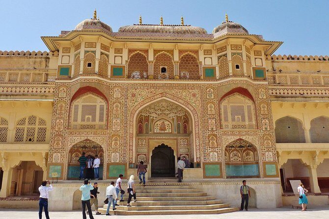 Golden Triangle Tour By Car ( 6 Days ) - En-Route to Agra via Fatehpur Sikri: A Smart Break in the Drive