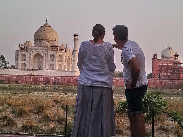 Golden Triangle Tour - Delhi Agra Jaipur - The Yamuna Expressway drive to Agra and why lunch choice matters