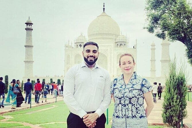 Golden Triangle with Amritsar Tour - Sunrise Taj Mahal and Mehtab Bagh: worth the early wake-up