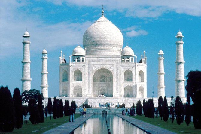 Golden Triangle With Rishikesh - Day 1 in Old Delhi: Red Fort, Jama Masjid, Chandni Chowk, Raj Ghat