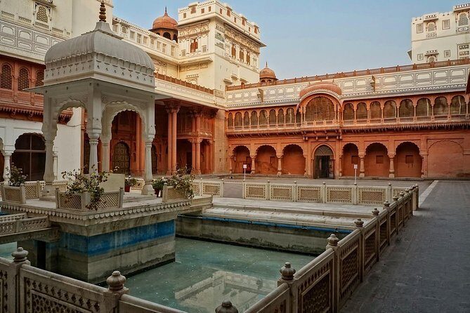 Golden Triangle With Taj Mahal Sunrise - All INCLUSIVE - Delhi’s UNESCO hits: Qutub Minar, Humayun’s Tomb, and Red Fort