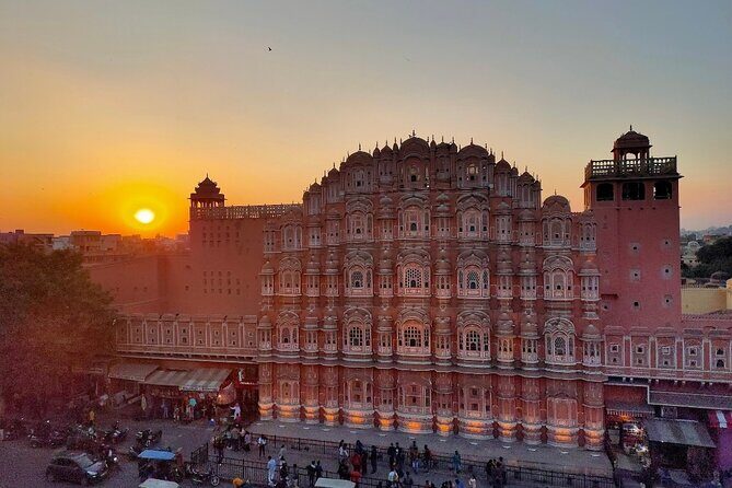 Guide Service - Jaipur shopping is easy, until you’re in the maze