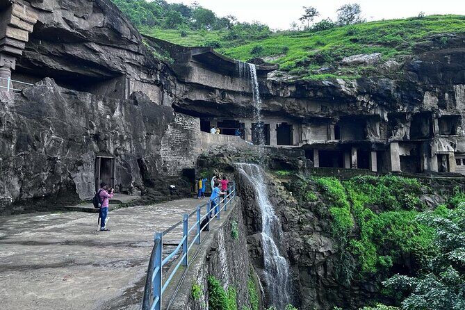 Guided 3-Day Tour: Discover Ajanta, Ellora Cave & Aurangabad City - How the private A/C car makes (or breaks) a cave tour