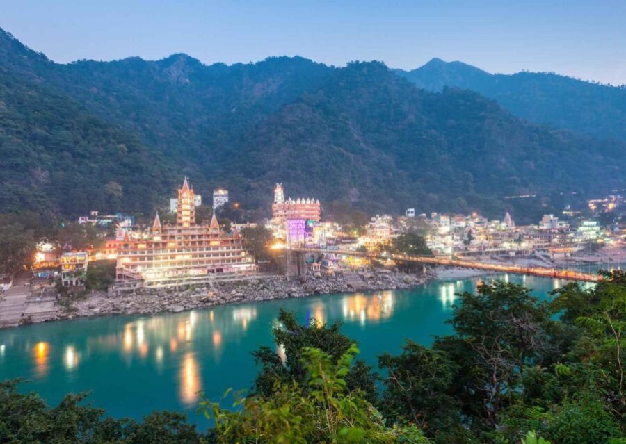 Guided Ashram Walk Tour in Rishikesh with a local - Ashram Walks in Rishikesh: Why this route makes sense