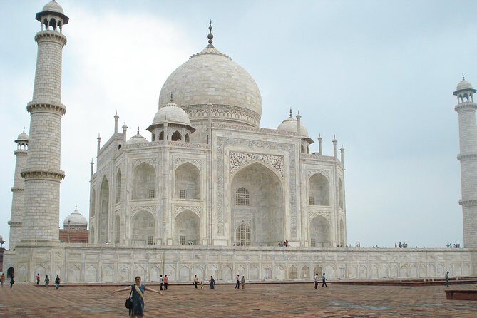 Guided Day Trip from Delhi to Agra & Fatehpur Sikri - Taj Mahal: Time for the Main View and the Story Behind It