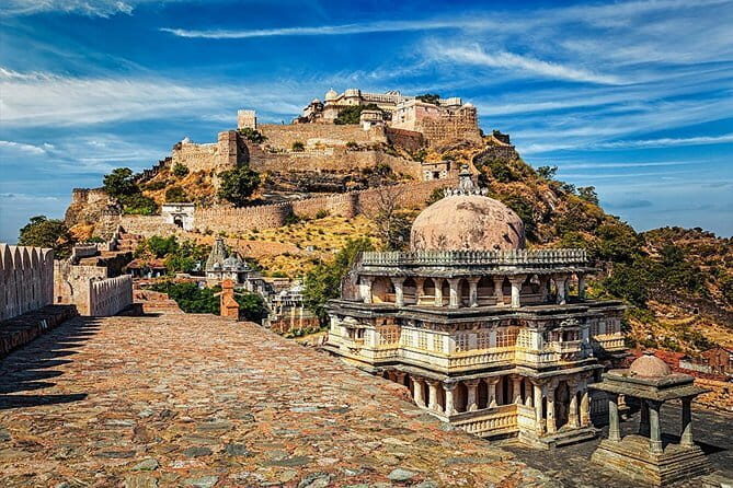 Guided Ghat Walk Experience with Boat Ride in Udaipur with a local - Lake Pichola boat ride: Jag Mandir to City Palace views