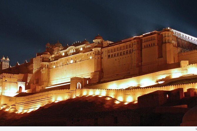 Guided Jaipur Tour by Day & Night with Traditional Indian Dinner - Jal Mahal: the quick photo moment over Man Sagar Lake