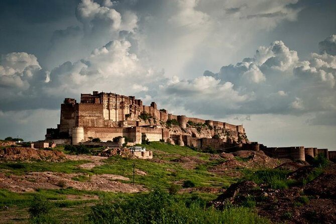 Guided Jodhpur City Tour With Lunch & Entry Including Pick & Drop - Jaswant Thada: shorter visit, calmer mood