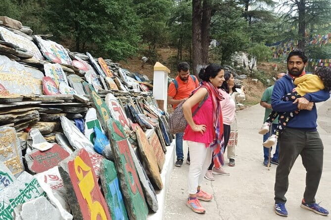 Guided Kora Circuit & Walking Tour Around McLeod Ganj - Starting at Main Square: Getting Your Bearings Fast