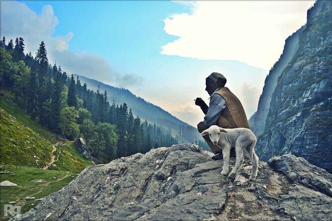 Guided Lama Dugh Hike in Manali - Guide support that actually helps you stay on track