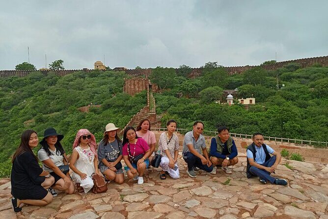 Guided Nahargarh Bicycle Tour with Food Tasting - Nahargarh Fort hill climb: spiral paths, chaukis, and sunrise colors