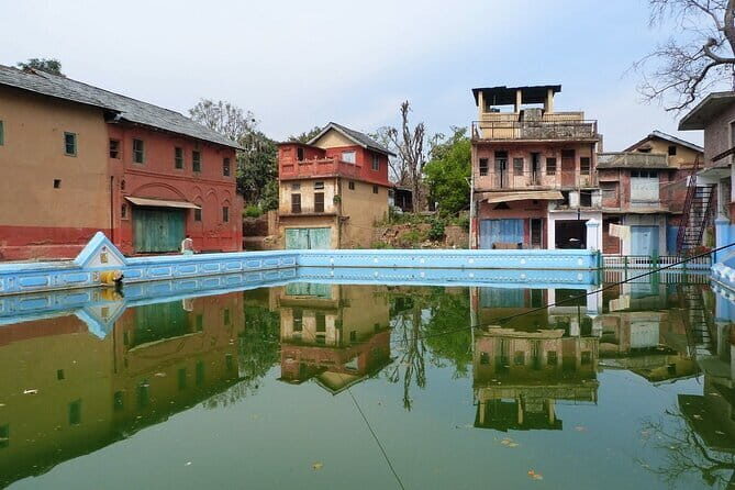 Guided Tour of Pragpur : Unveiling India's First Heritage Village - Stop 1: Judge’s Court in Jai Bhawan (and what to look for in 20 minutes)