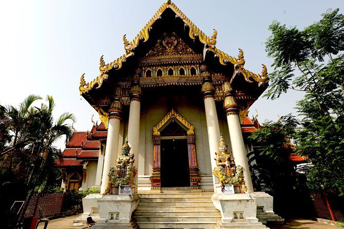 Guided Virtual Tour of Bodhgaya - Thai Monastery: structure and history inside the quiet walls