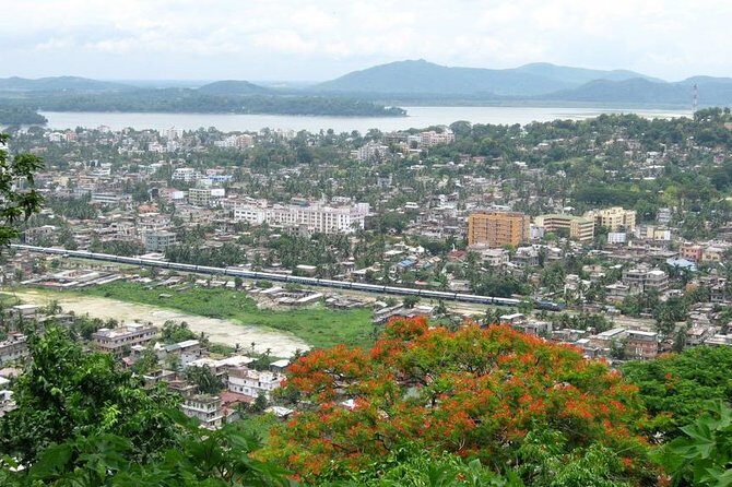 Guwahati Kamakhya Temple Day Tour - Entering Kamakhya: the hilltop Shakti Pitha experience
