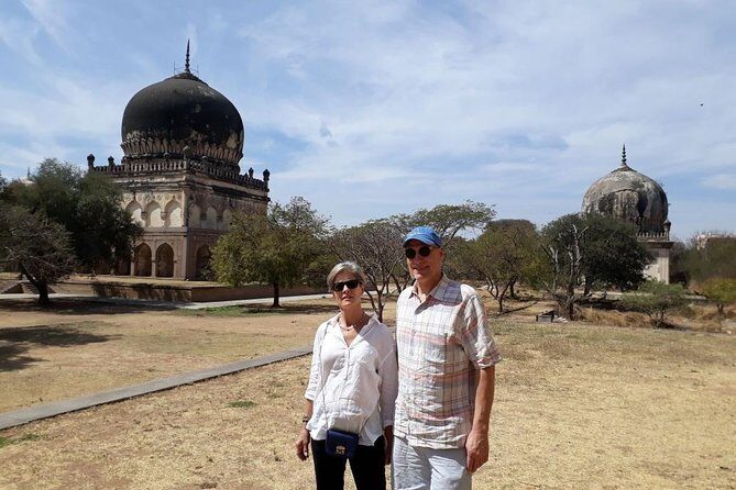 Half day Hyderabad tour to Golkonda fort & Qutub Shahi tombs in private car - The guide factor: context, comfort, and smart on-the-ground help