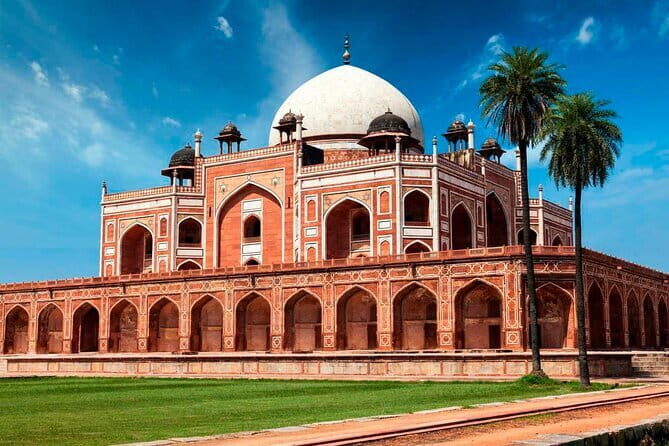 Half Day Private Delhi City Tour - Rashtrapati Bhavan and Rajpath Area: The Big-Center-of-Delhi Moment