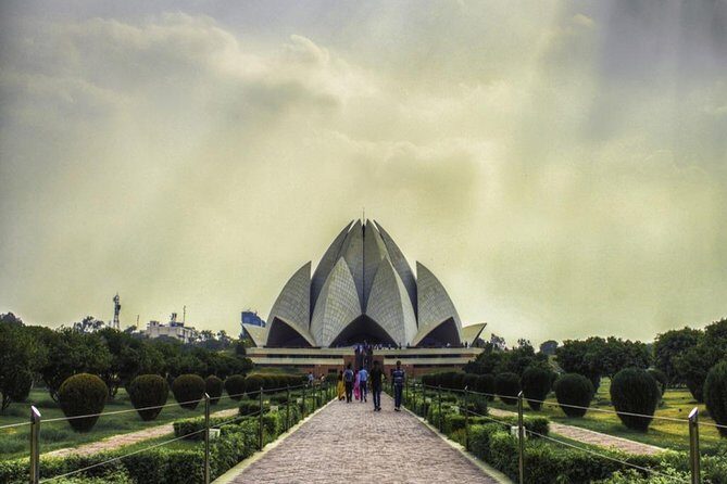 Half Day Private Delhi City Tour With Entrance Fees - Pickup, private vehicle, and mobile ticket basics