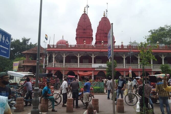 Half-Day Private Walking Tour of Old Delhi - Meeting at Red Fort Metro (Lal Qila) and how the tour likely flows