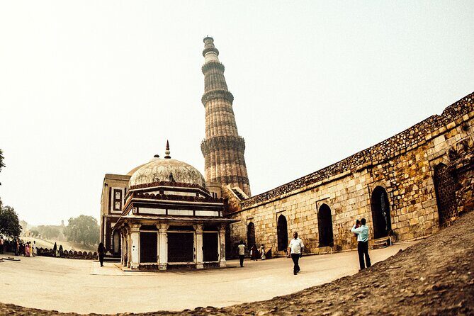 Half-Day Tour Of Qutb Minar, Humayun Tomb and Agrasen Ki Baoli - Rashtrapati Bhavan From Outside: Knowing What You’re Looking At