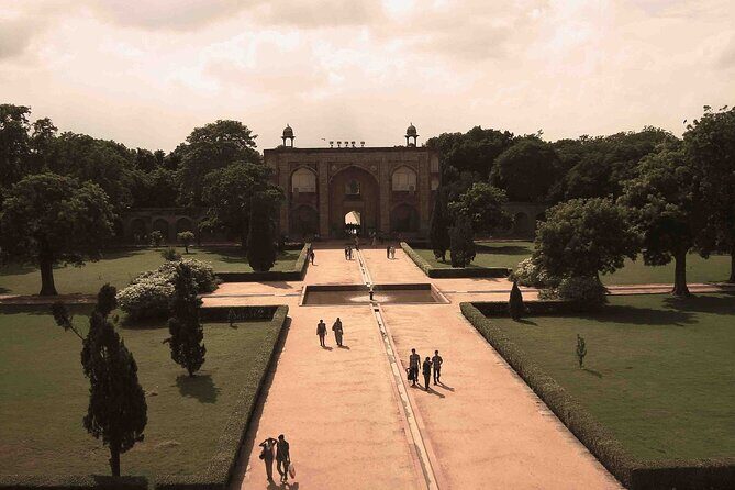 Half-Day Tour Of Qutb Minar, Humayun Tomb and Agrasen Ki Baoli - Humayun’s Tomb: Where the Garden-Tomb Idea Feels Tangible