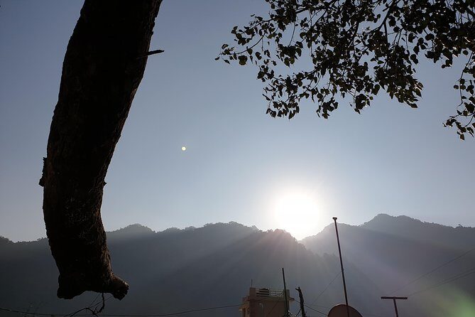 Haridwar and Rishikesh 1 Day Tour from Delhi With Lunch And Guide - Har Ki Pauri: morning ghats, big river emotion