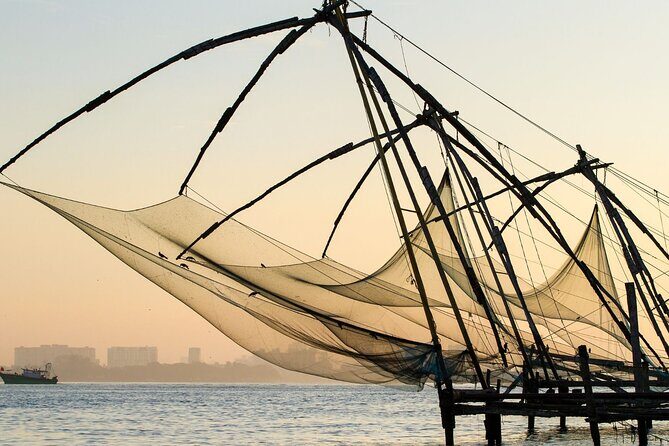 Heritage & Cultural Walk of Kochi (2 Hours Guided Walking Tour) - Starting point at Santa Cruz Cathedral Basilica: arriving smart