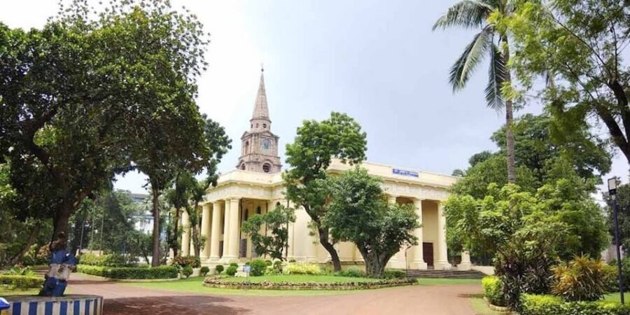 Heritage Walking Tour With Victoria Memorial Hall - Tank Square and the colonial landmark cluster you’ll want to spot