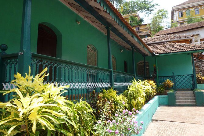 Highlights of Portuguese influenced Goa (2 Hours Guided Walking Tour) - Starting at Church Square: the Panjim Church anchor