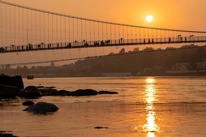 Highlights of Rishikesh & Haridwar (Guided Fullday Sightseeing Tour by Car) - Key things that make this tour worth your time