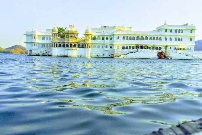 Highlights of Udaipur : A Private Guided tour - Why one private guide + one AC car changes the day