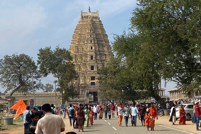 Hire a Licensed Guide for Fullday Hampi visit with own transport - Key highlights worth planning around
