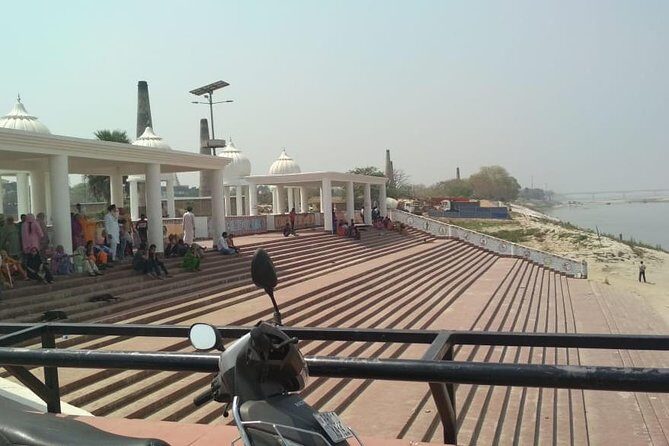 Historic Gurudwara Tour of Patna - Mangal Talab Laser Show Around 6pm: Different Sights, Same City Mood