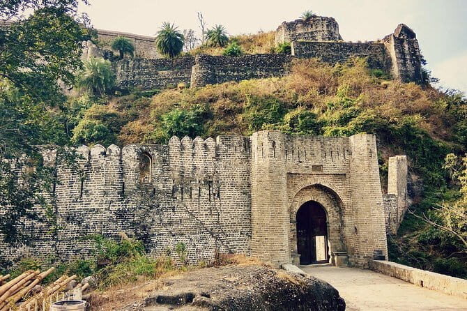 Historical Tour including Unesco Kangra fort & Rock cut temple from Dharamshala - Time management: how the day stays tight (and still enjoyable)