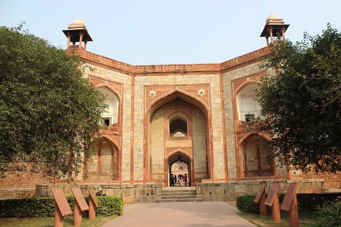 Humayun's Tomb tickets - Skip the line with Licensed Tour Guide - Stop 1: Humayun’s Tomb, what to focus on and how to avoid wasting time
