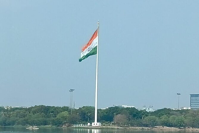 Hussain Sagar Lake Private Walking Tour in Hyderabad - Telangana Martyrs’ Memorial (Amaraveerula Stupam): 369 students remembered