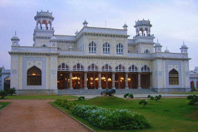 Hyderabad: A Private Full-Day Guided City Tour with Ethnic Lunch - Pathergatti Road and Badshahi Ashurkhana: quieter stops with sharper context