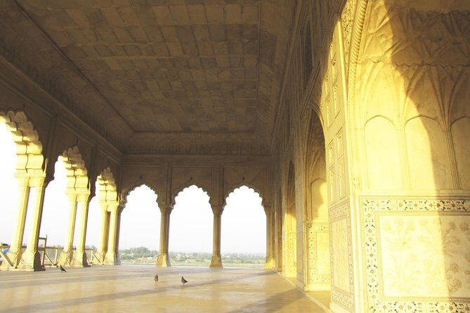Hyderabad to Taj Mahal and Agra Fort Same Day Tour with Flights - Handicrafts time before the 18:40 flight back