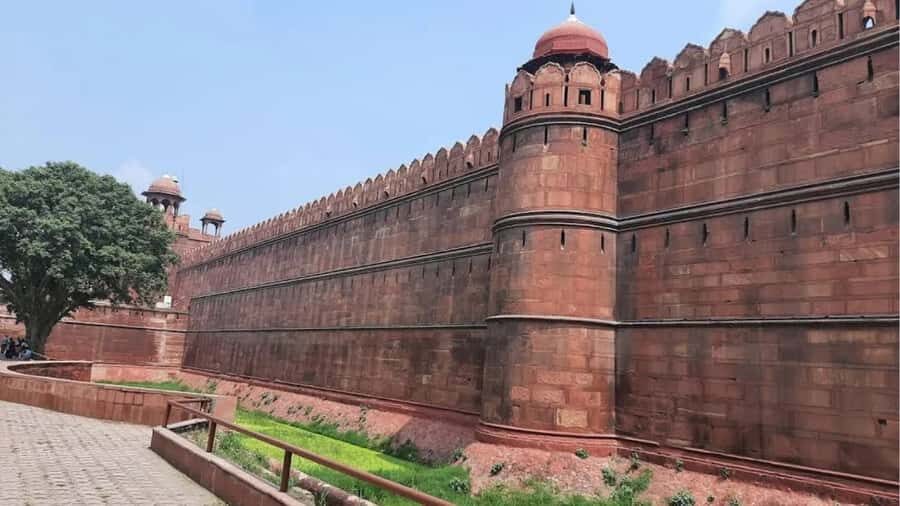 Hydrabad: Private 5-Hours Sightseeing Tour with Hotel Pickup - Laad Bazaar (Choodi Bazaar): Bangles, Pearls, and Traditional Jewelry Shopping Time