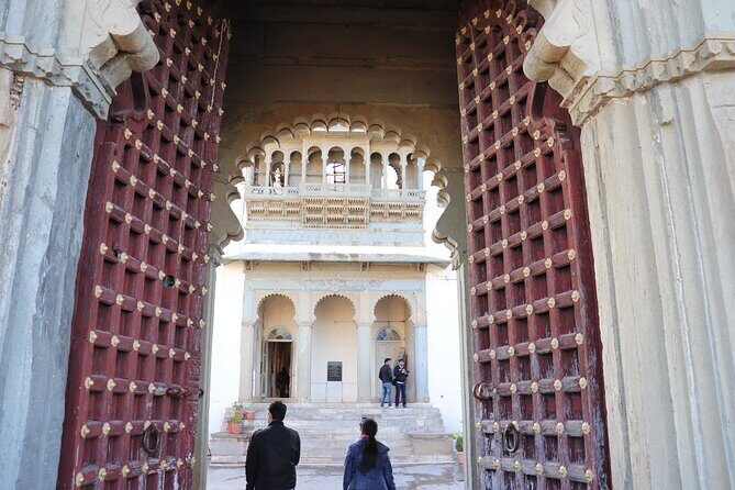 Inactive - Final Call: Should You Book This Udaipur Evening?